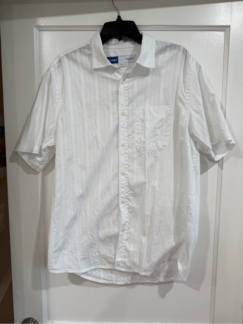 Old Navy White Short-Sleeve Button Down Shirt 100% cotton